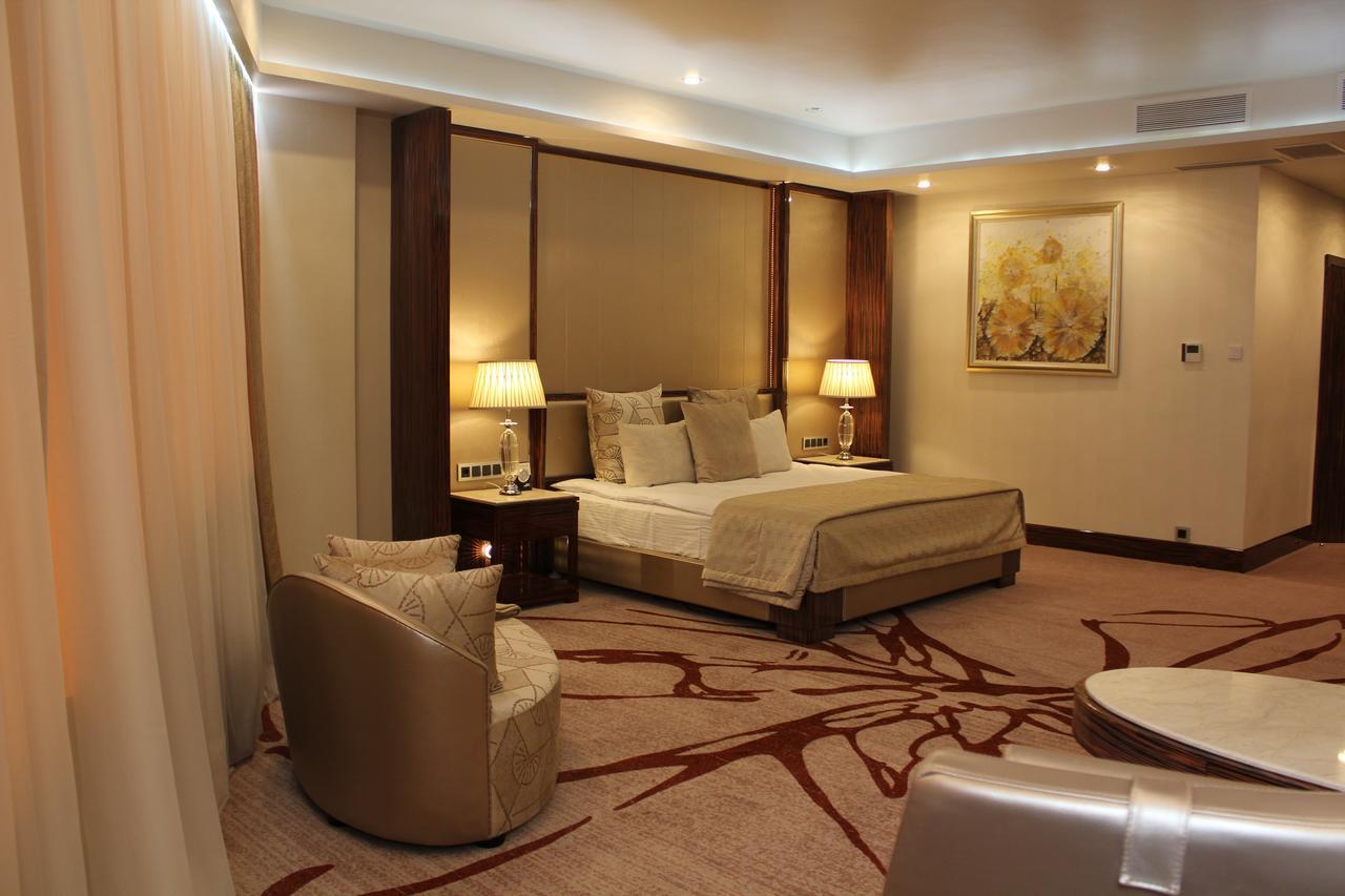 אסטנה Boutique Hotel Health Club&Spa Grand Prix מראה חיצוני תמונה