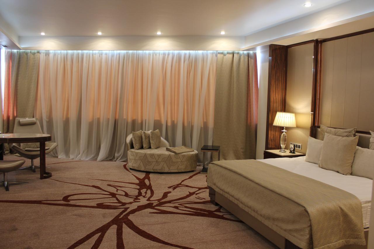 אסטנה Boutique Hotel Health Club&Spa Grand Prix מראה חיצוני תמונה