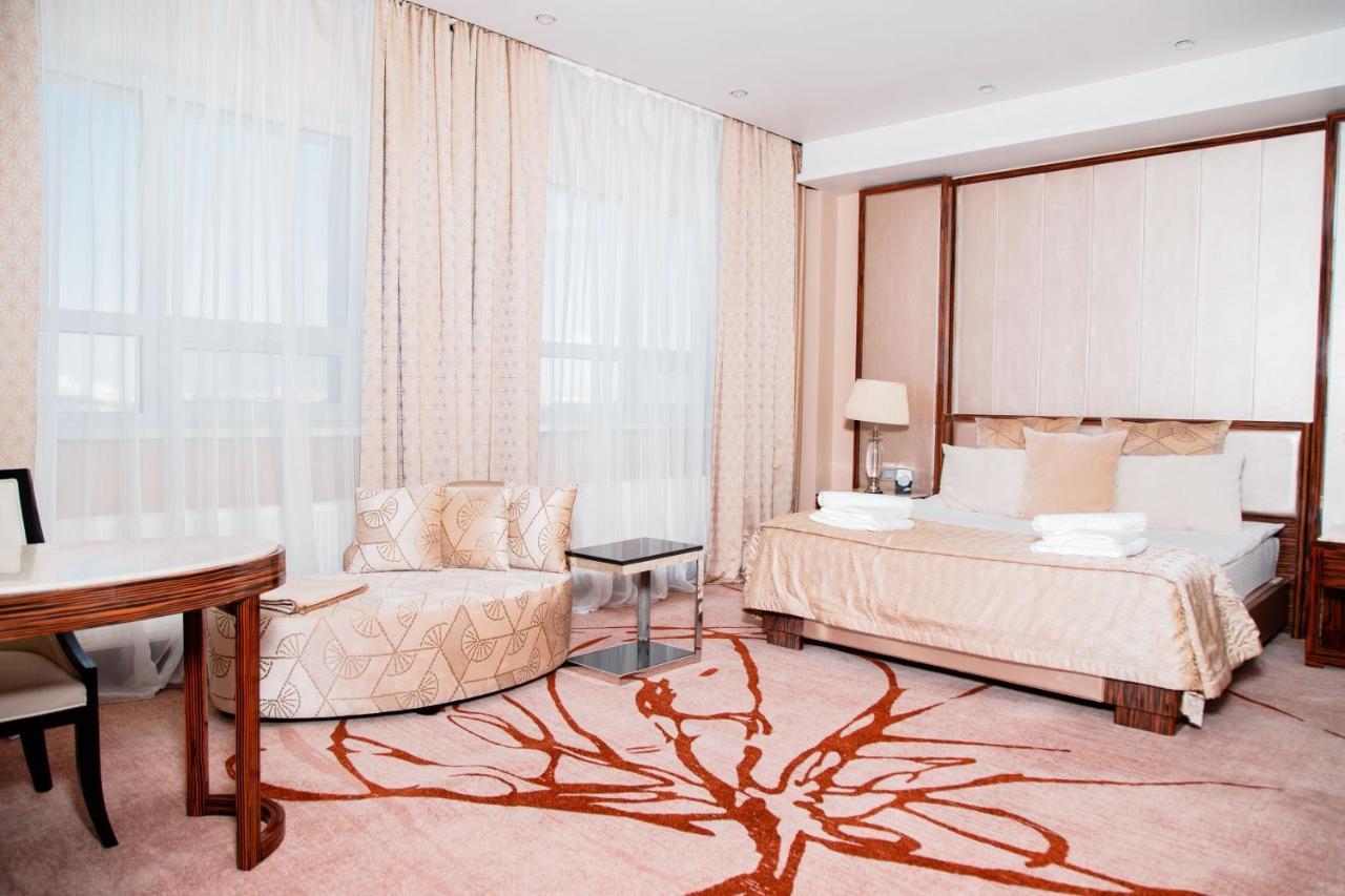 אסטנה Boutique Hotel Health Club&Spa Grand Prix מראה חיצוני תמונה